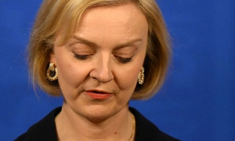 Senior Tories hold talks to discuss ousting Liz Truss to �rescue� party