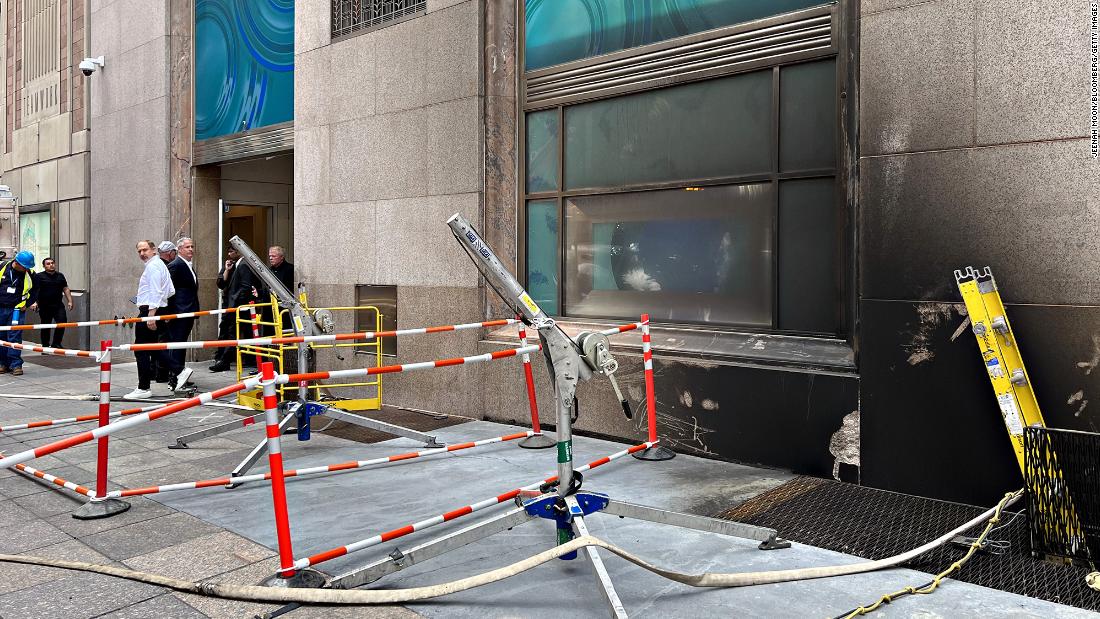 Smoke pours out of Tiffany & Co. flagship 5th Ave. New York store two months after reopening