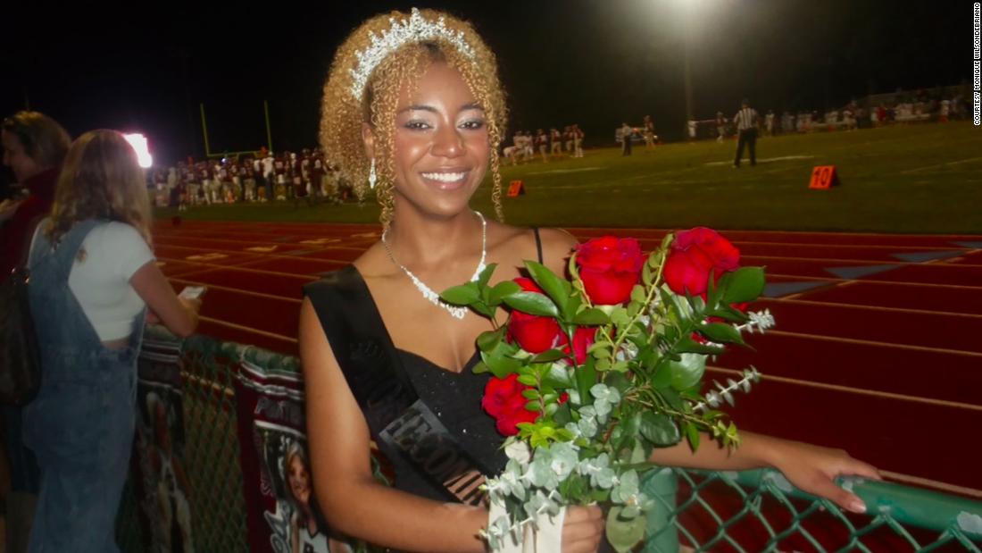 South Carolina teen crowned first Black homecoming queen in school's history