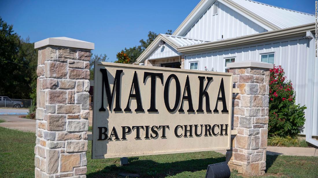 Southern Baptist Convention expels Oklahoma church after pastor defends performing in blackface while impersonating Ray Charles