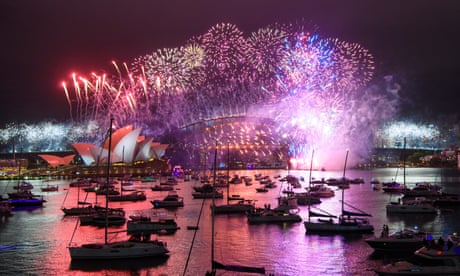 Sydney New Year?s Eve fireworks: health experts call for caution as Omicron outbreak worsens