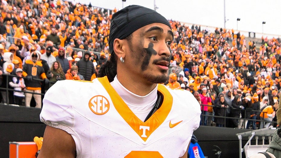 Tennessee moves on from Nico Iamaleava after QB skipped practice amid NIL negotiations: reports