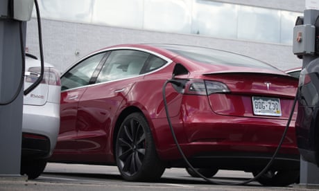 Tesla recalls nearly 1.1m vehicles in US over windows pinching fingers