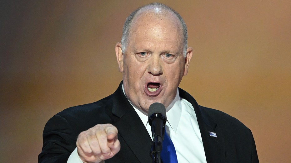 Tom Homan tells migrant terror groups Trump will 'wipe you off the face of the Earth'