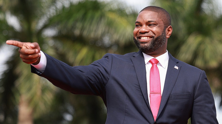 Top House Republican backs Byron Donalds for Florida governor