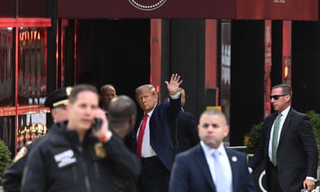 Trump leaves Florida for New York City ahead of Tuesday court appearance