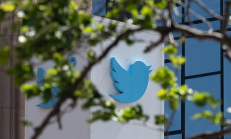 Twitter to let publishers charge users per article read, says Elon Musk