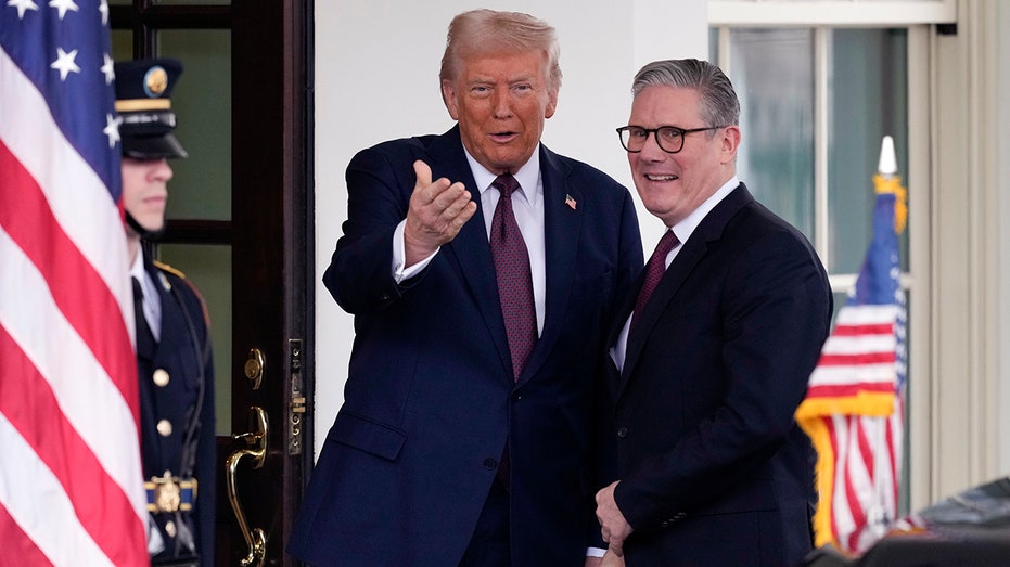 UK's Starmer meets Trump at White House amid divide between US, Europe over Ukraine peace deal