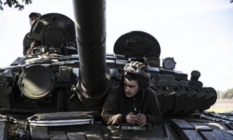 Ukraine claims gains near Kherson as Nato allies send air defence systems