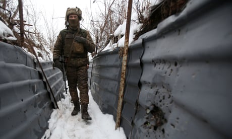 Ukraine crisis: Biden to deploy more US troops to eastern Europe