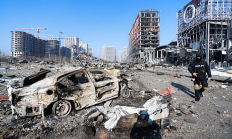 Ukraine says it will never surrender its cities as Odesa reports airstrikes on flats