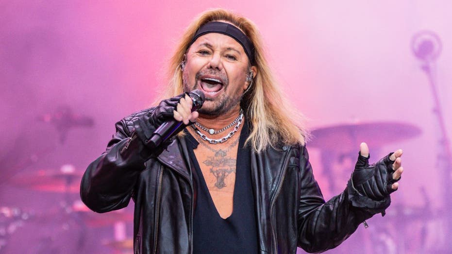 Vince Neil delays Mötley Crüe's Las Vegas residency due to 'required medical procedure'