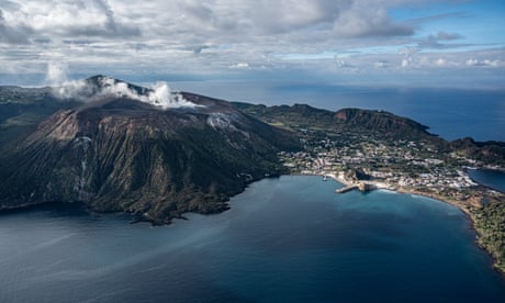 Volcanic microbe eats CO2 ‘astonishingly quickly’, say scientists