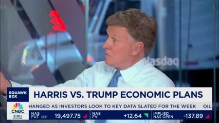 WATCH: CNBC's Joe Kernen Grills Anti-Trump Republican: 'It's A Binary Choice'