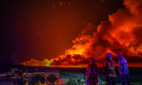 Western Australia bushfires: two blazes rage in Margaret River