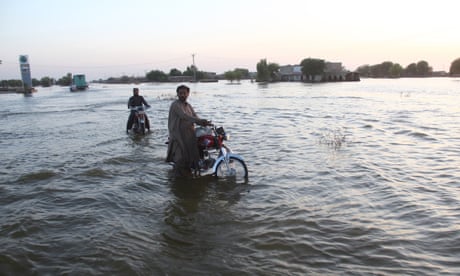 World still ‘on brink of climate catastrophe’ after Cop27 deal